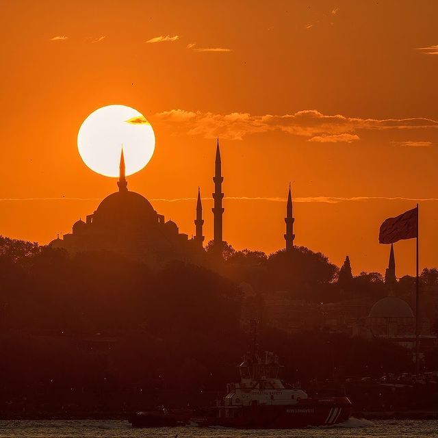 Güneşin İstanbul'da Eşsiz Batışı