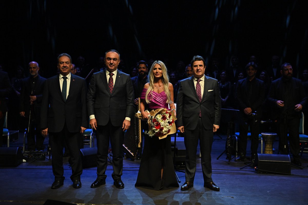 Tekirdağ'da Koro Performansı