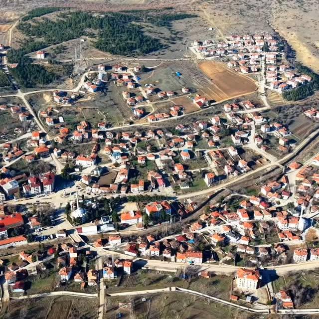 Amasya'nın Hamamözü İlçesi: Doğal Kaplıcalar ve Tarihi Dokusuyla Büyülüyor