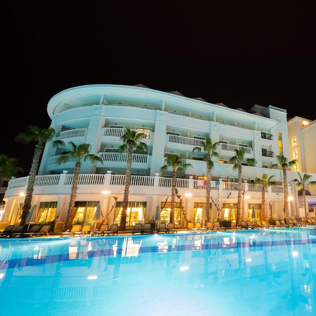 Alba Queen Hotel’de Huzurlu Tatil Alternatifi