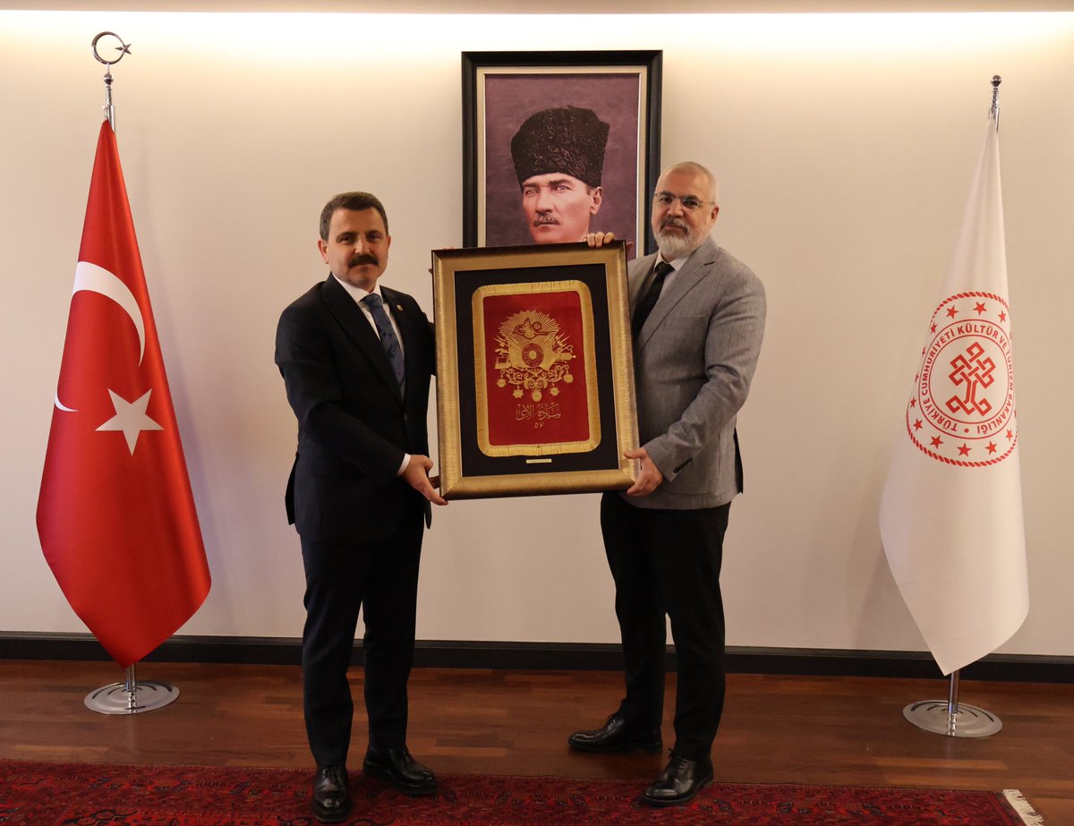 Çanakkale Gelibolu Tarihi Alan Başkanı Alevi Bektaşi Kültür ve Cemevi Başkanını Ziyaret Etti