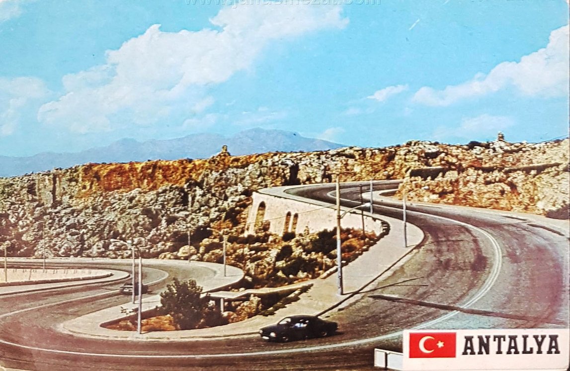 Antalya Varyant Yollarında Nostaljik Yolculuk: Geçmişin İzleri Hala Yaşıyor