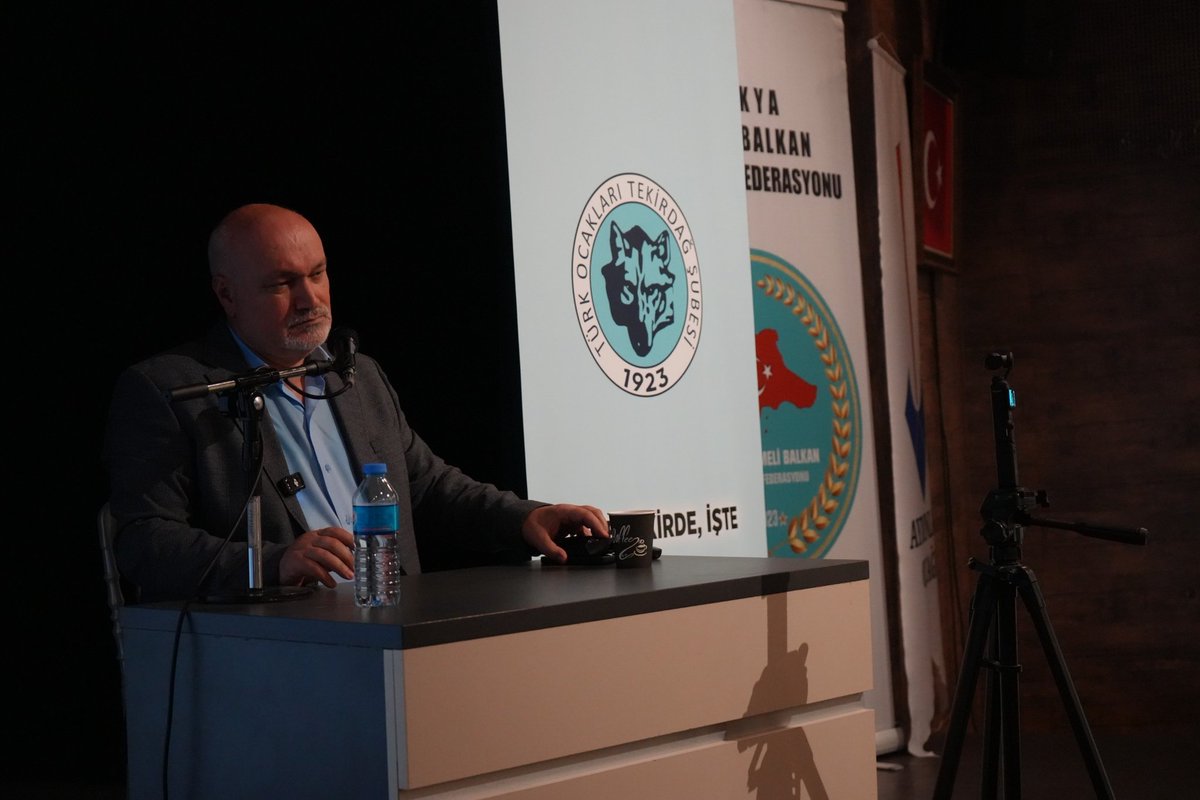 Tekirdağ'da 500 Yıllık Türk Tarihi Konferansı Düzenlendi