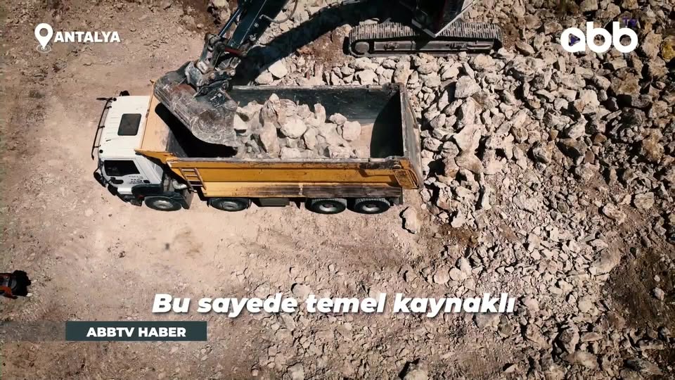 Antalya'da Gençlik Orkestrası ve Korosu Konseri Canlı Yayında
