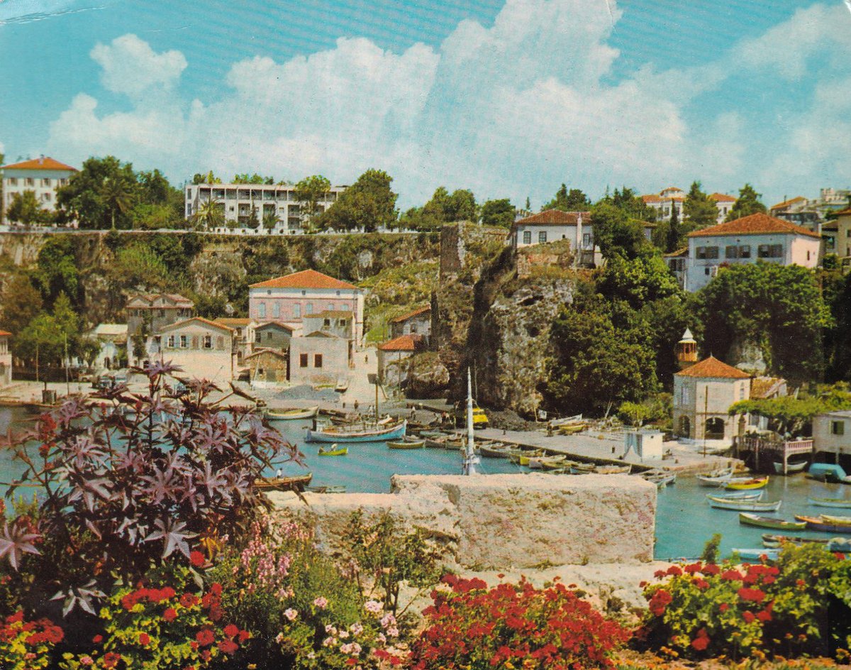 1970'lerin Antalya'sından Kartpostal Görüntüsü: Yat Limanı'nın Renkli Günleri