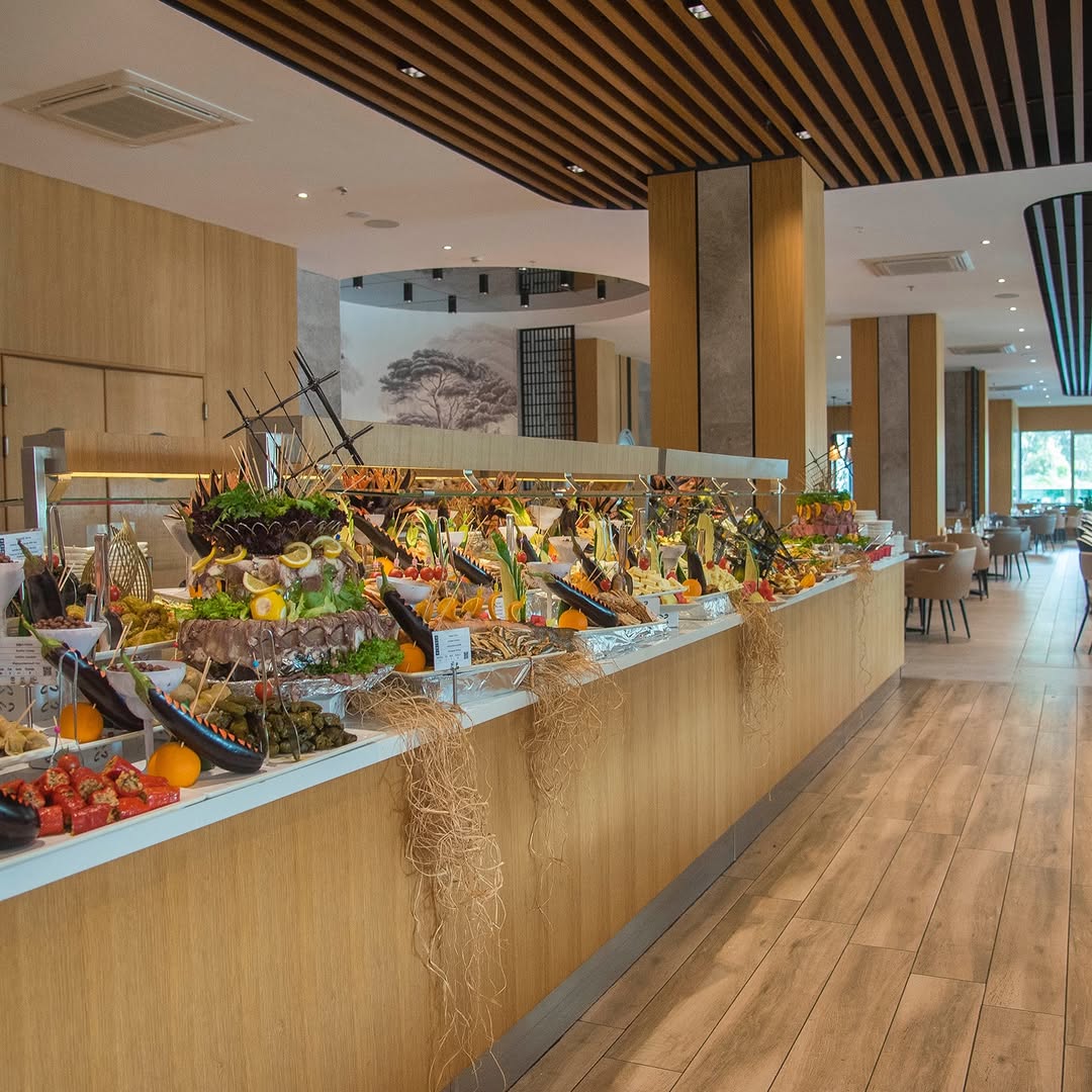 Richmond Ephesus Otel, Yaz Tatili İçin Lezzet ve Konforu Bir Arada Sunuyor