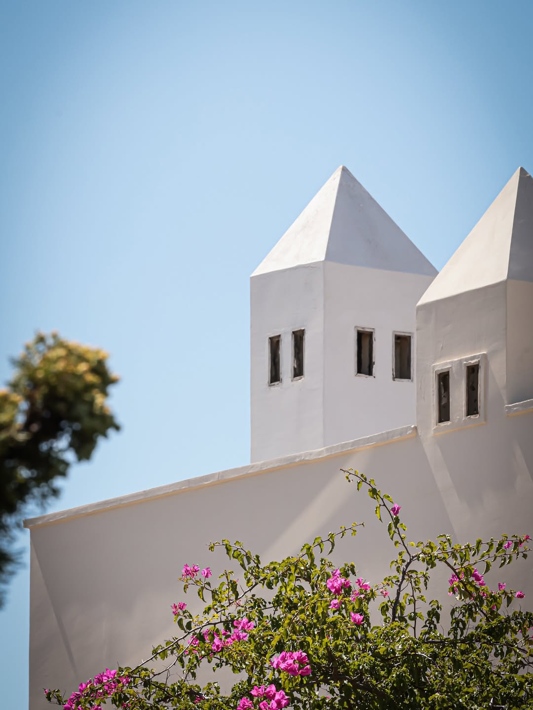 The Marmara Bodrum, Beyazın İhtişamı ile Bodrum Manzarasını Buluşturuyor