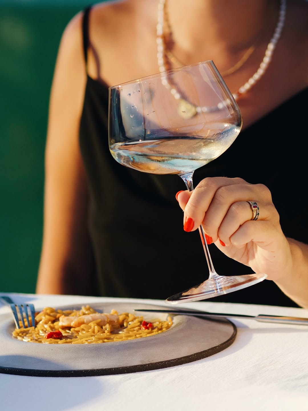 Susona Bodrum LXR Hotels & Resorts'ta Malva Restaurant, Deniz ve Şarapla Buluşan Lezzet Deneyimi Sunuyor