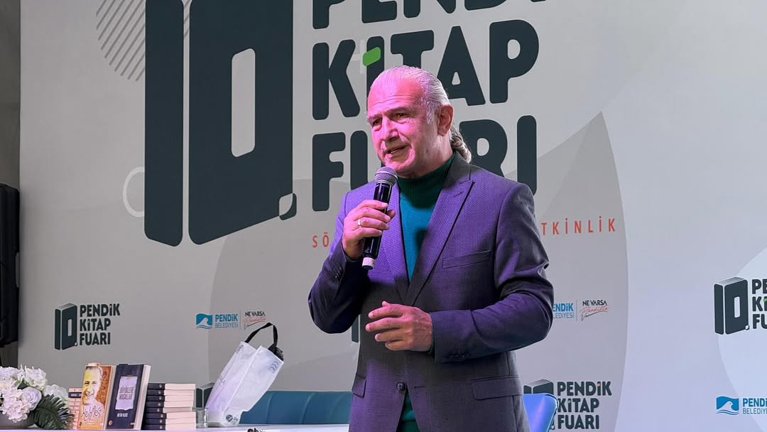 Pendik Kitap Fuarı'nda Metin Yazıcı ile 