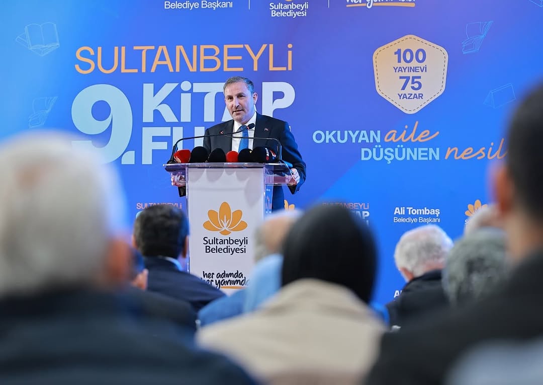 Sultanbeyli'de 9. Kitap Fuarı Açıldı