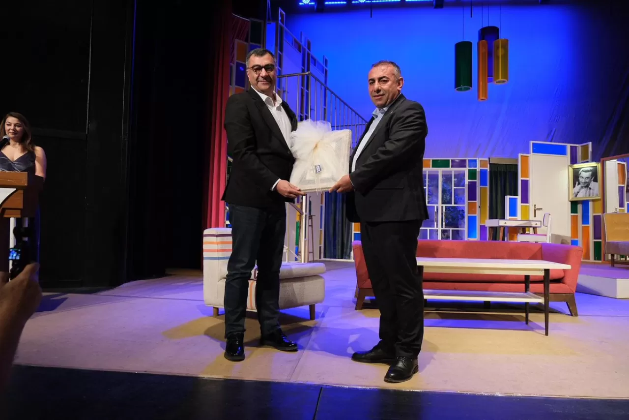 Adana'da 10. Şehir Tiyatroları Festivali Başladı