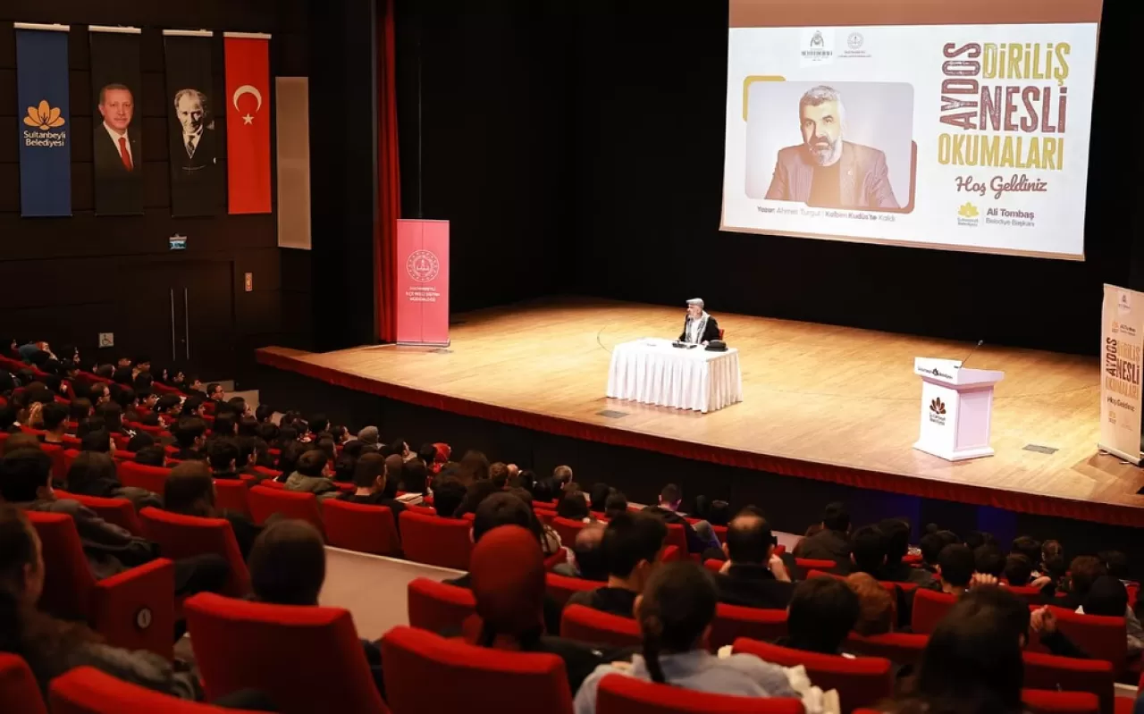 Ahmet Turgut, Sultanbeyli'de Kudüs ve Gazze Temalı Söyleşi Gerçekleştirdi