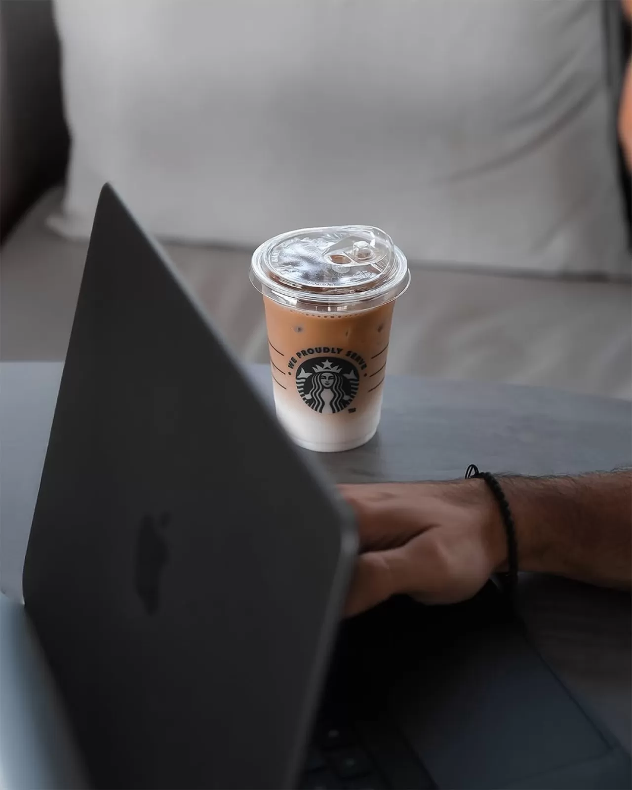 Gold Island Hotel'de Serin Yaz Molası: Soğuk Kahve Keyfi